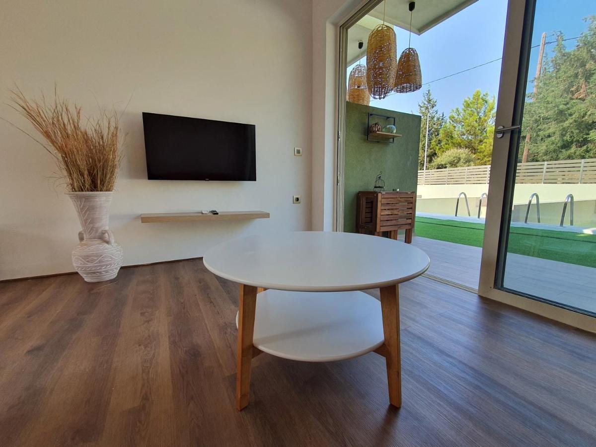 Theros Suites Haraki Exterior photo